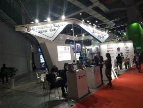 高校成果展图片